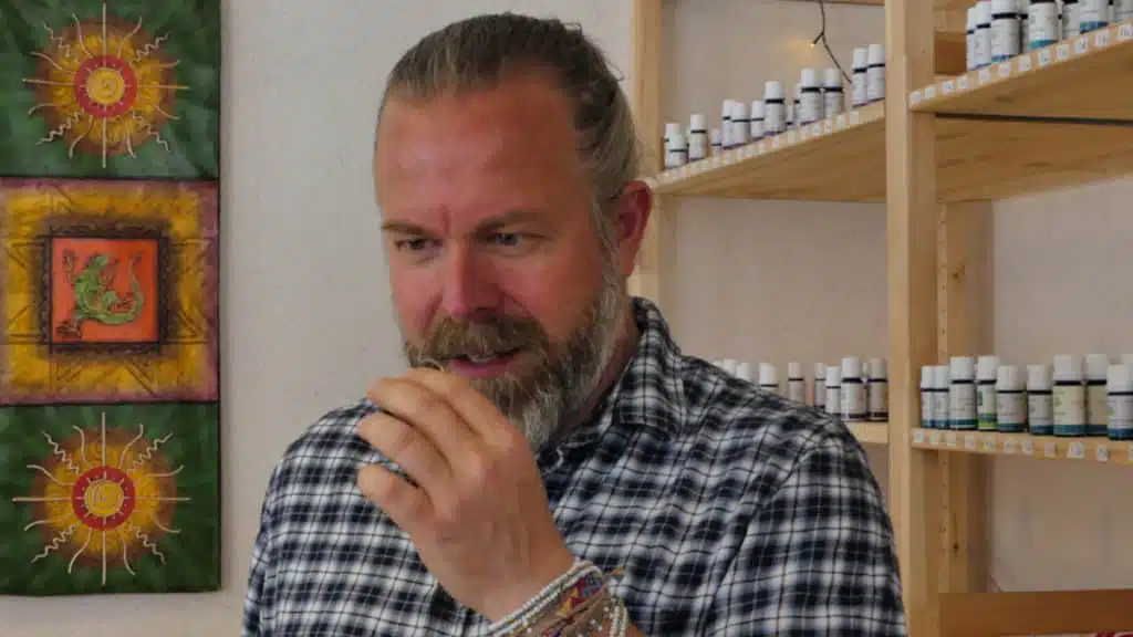 Le parcours hors du commun  d'un aromathérapeute spirituel