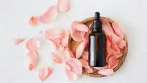 huile essentielle de rose
