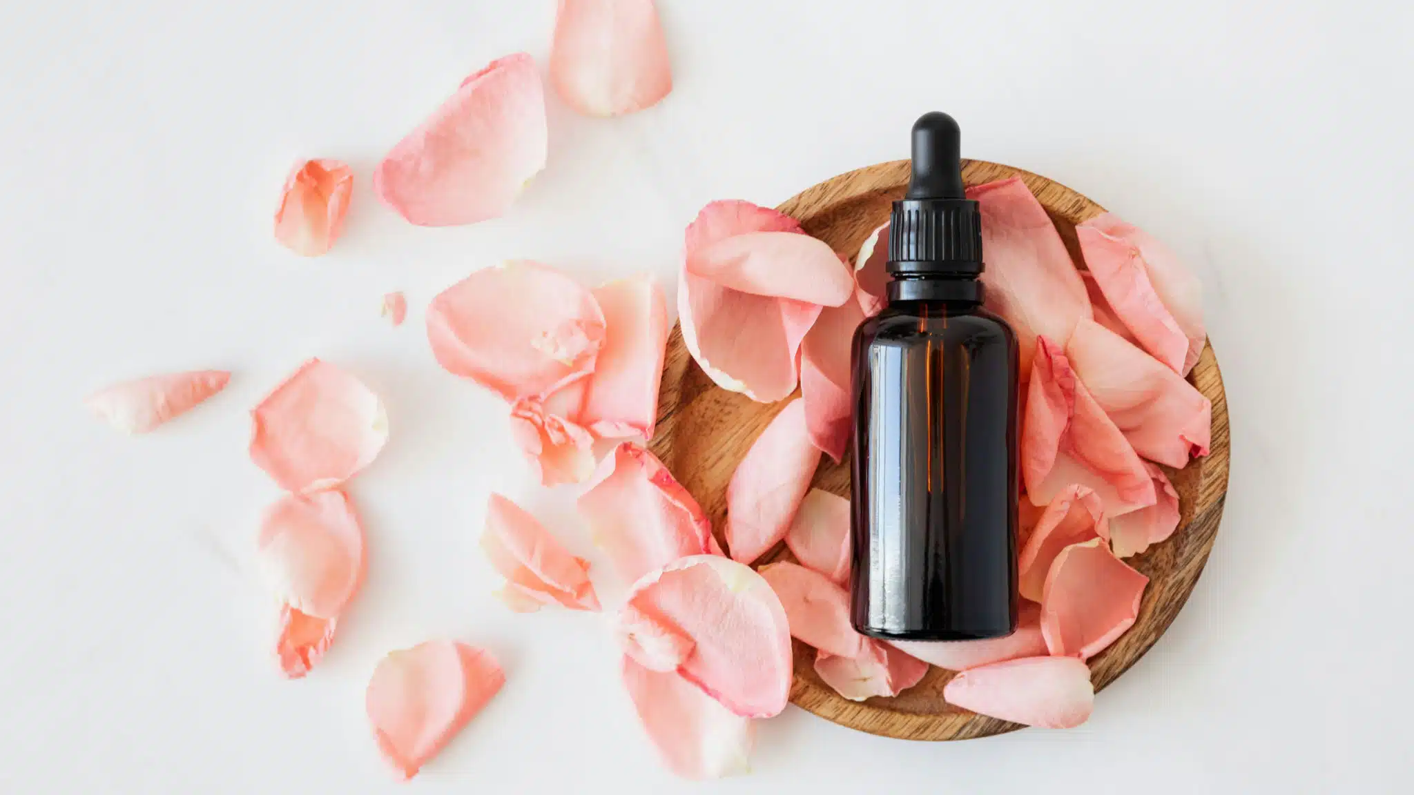 huile essentielle de rose